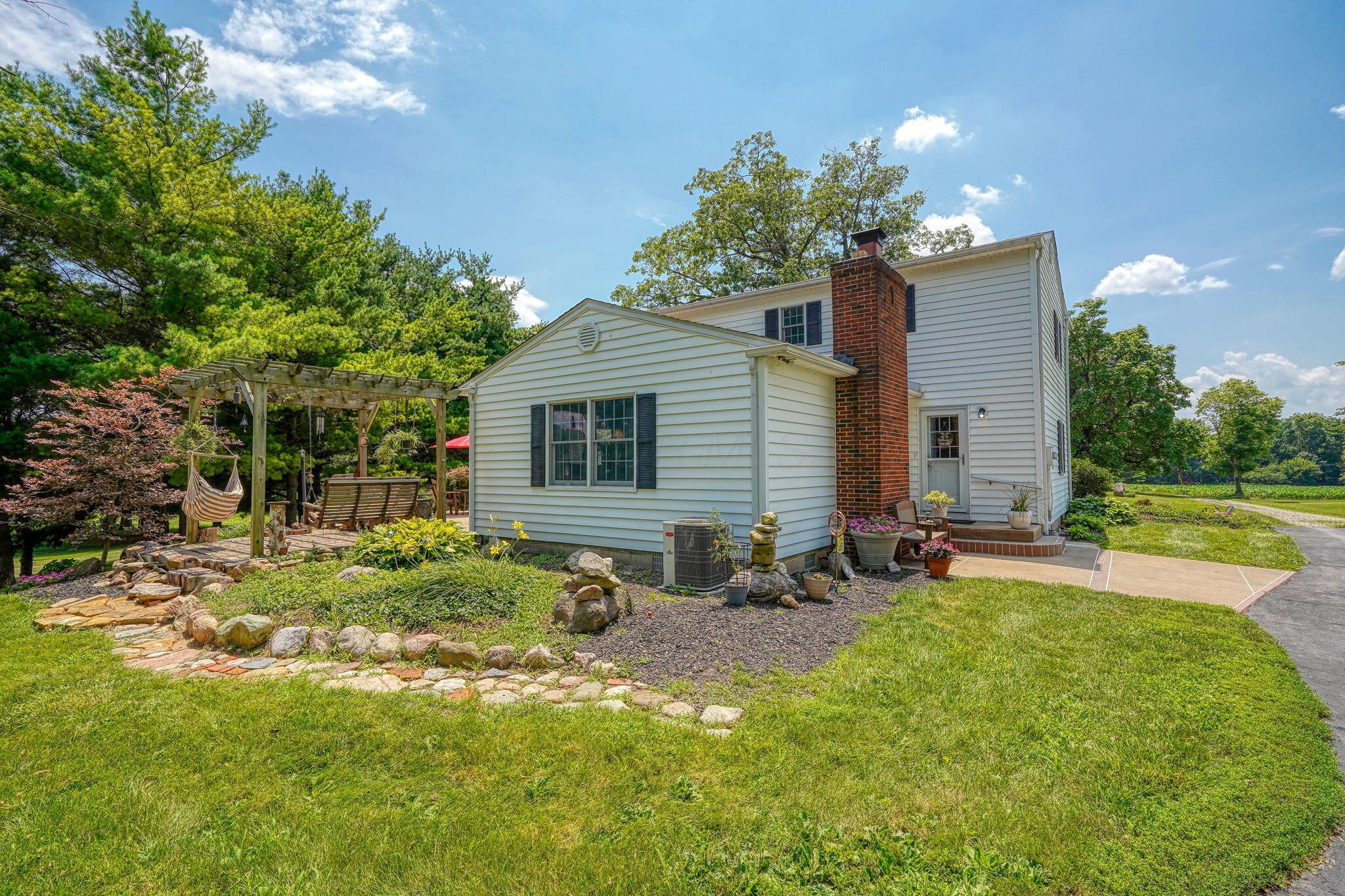 Circleville, Ohio, 43113, United States, 3 Bedrooms Bedrooms, ,3 BathroomsBathrooms,Residential,For Sale,1892160