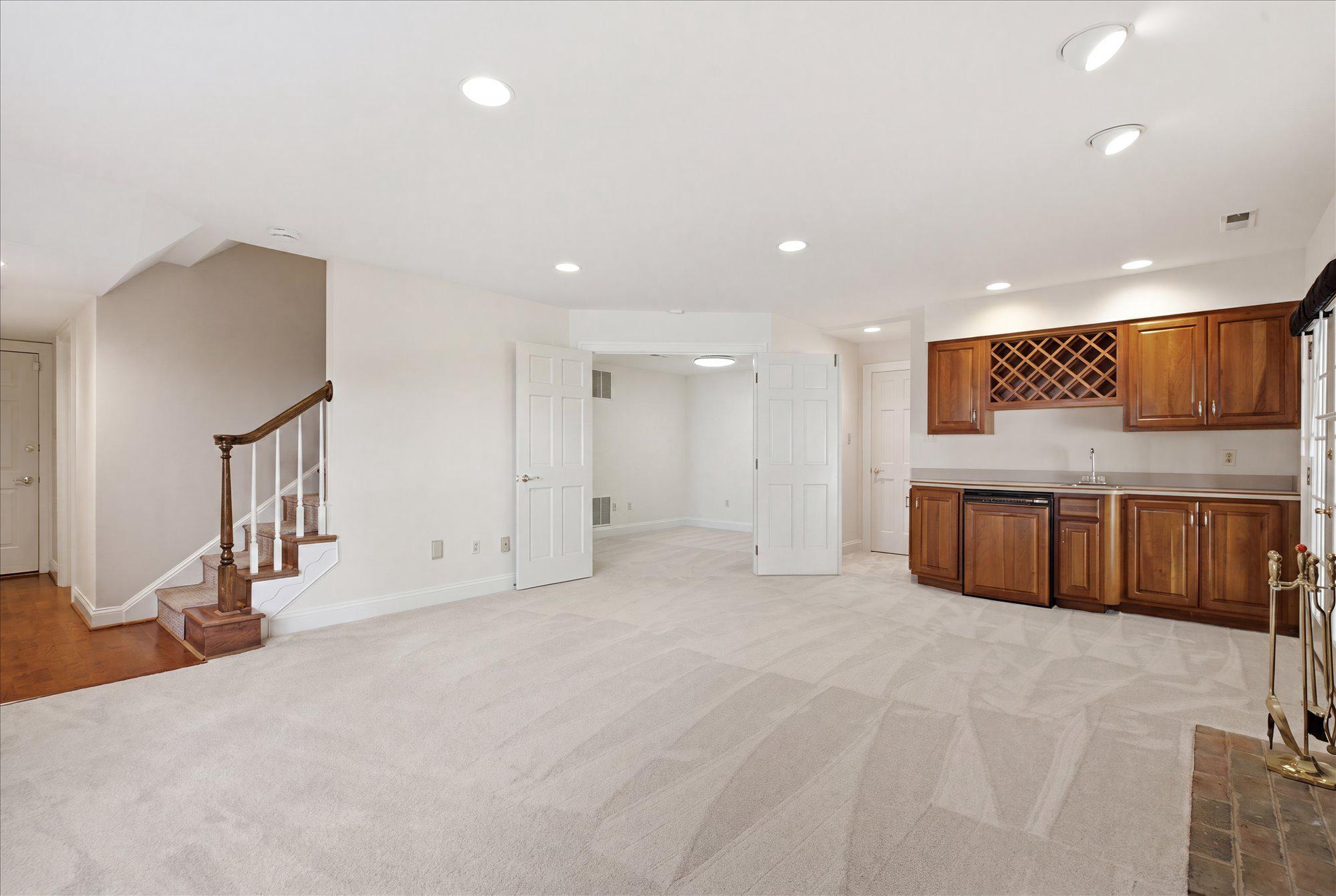  126 Gresham Place, Falls Church, VA, 22046 - 物件實景