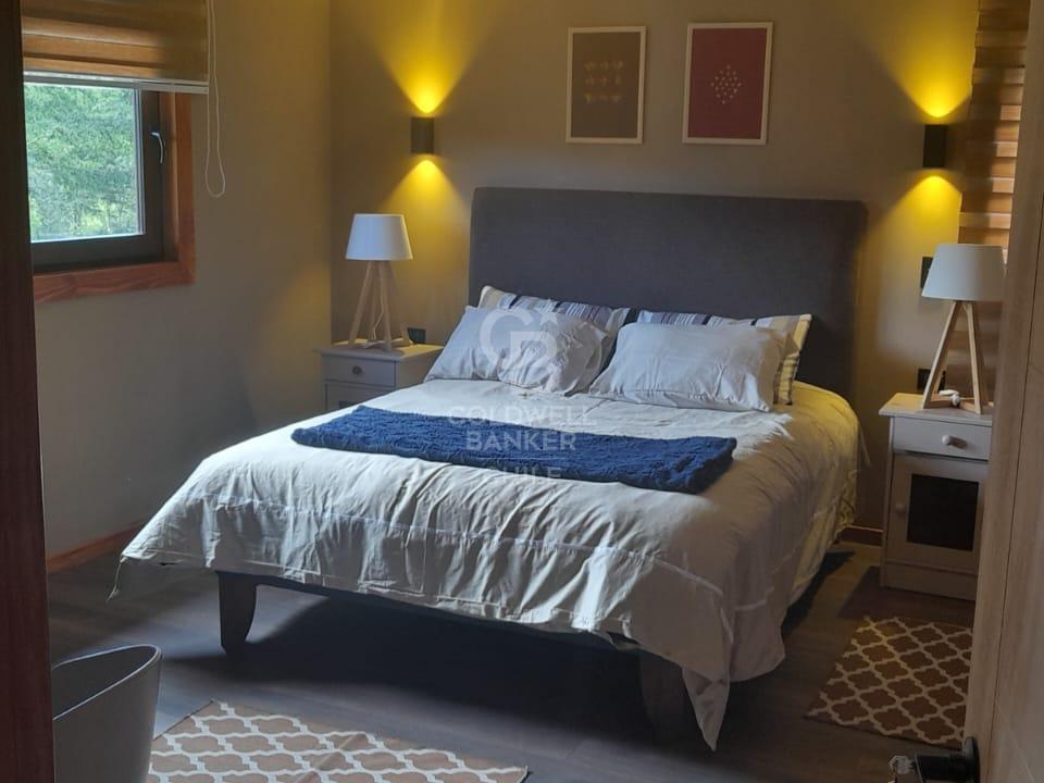 Pucón, Chile, 4 Bedrooms Bedrooms, ,3 BathroomsBathrooms,Residential,For Sale,1959469