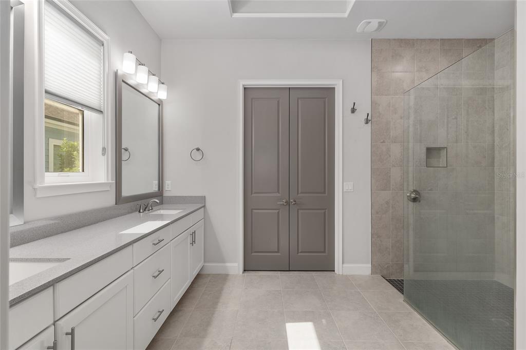 Gainesville, Florida, 32608, United States, 4 Bedrooms Bedrooms, ,3 BathroomsBathrooms,Residential,For Sale,1856298