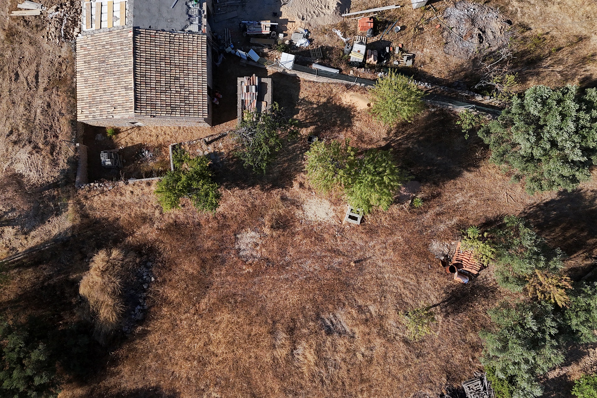  Terreno com ruina for Sale - 物件實景