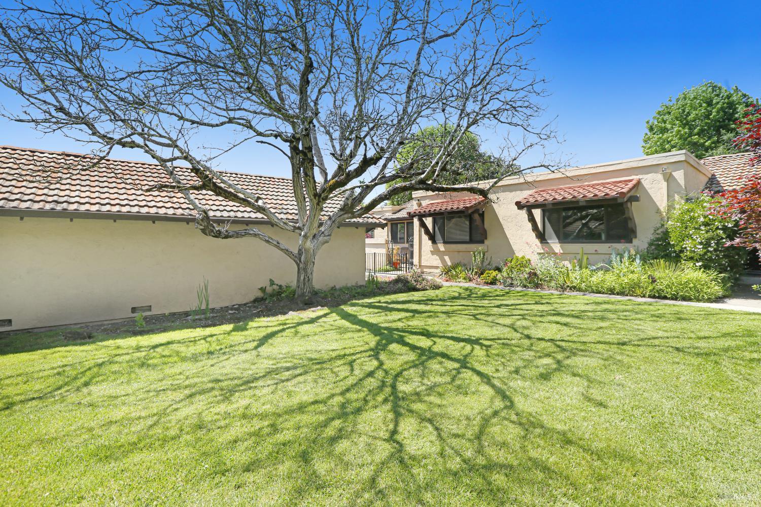 LA Mancha Way, El Verano, CA 95433 #1