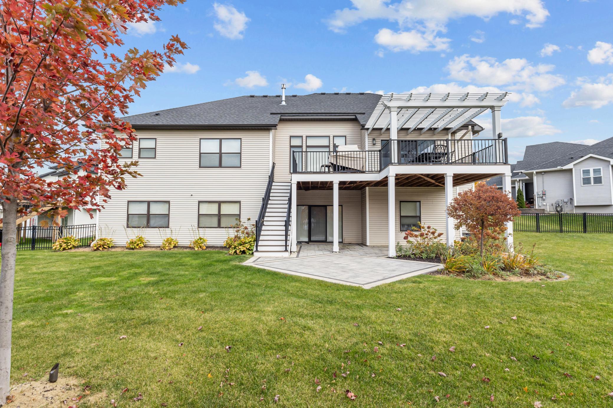 Dayton, Minnesota, 55327, United States, 5 Bedrooms Bedrooms, ,3 BathroomsBathrooms,Residential,For Sale,2001917