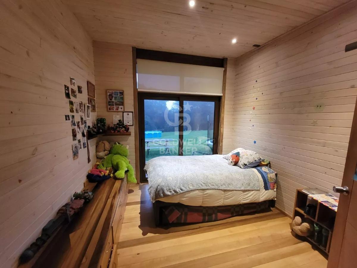 Puerto Varas, Chile, 5 Bedrooms Bedrooms, ,4 BathroomsBathrooms,Residential,For Sale,1971659