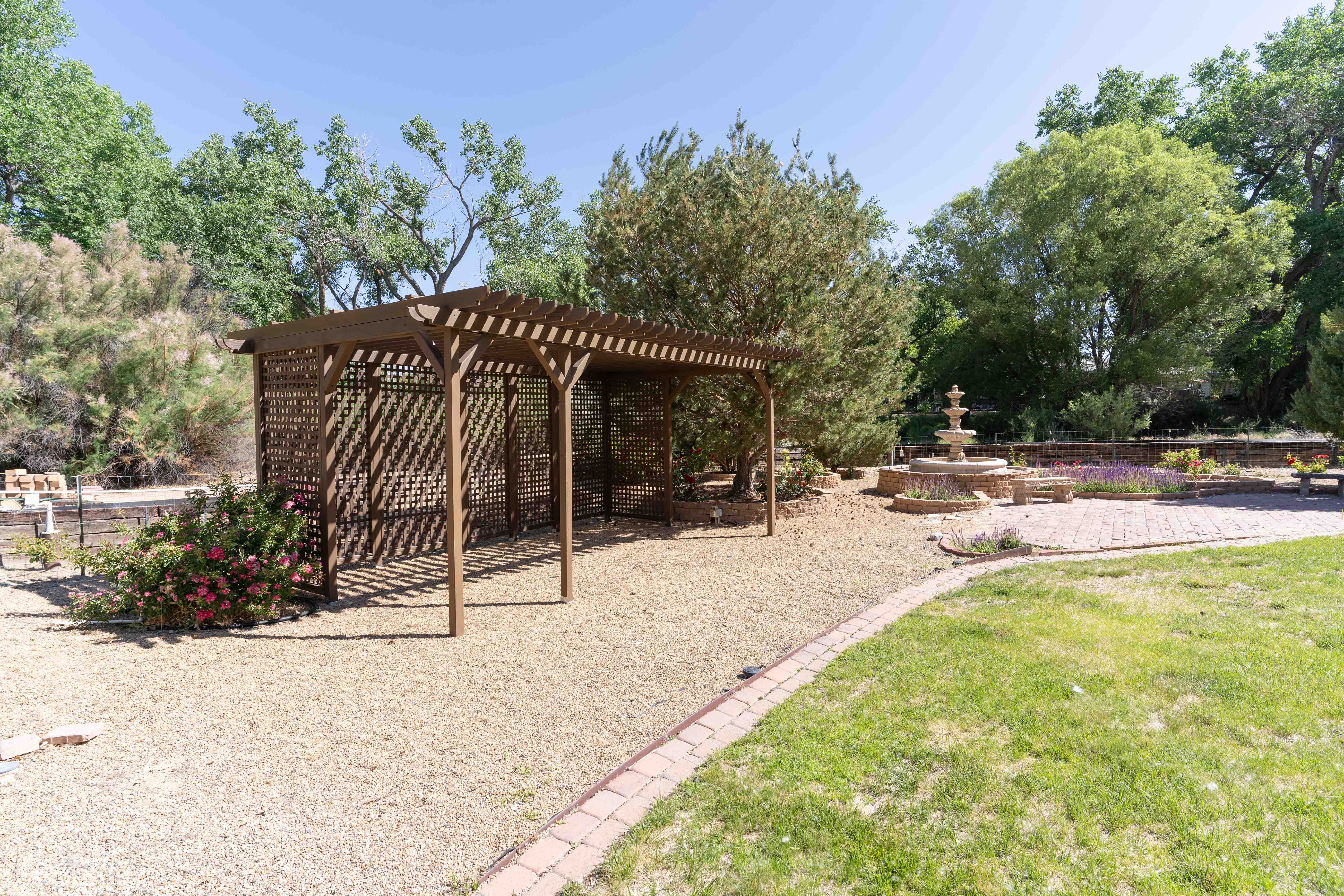 Aztec, New Mexico, 87410, United States, 4 Bedrooms Bedrooms, ,3 BathroomsBathrooms,Residential,For Sale,1974220