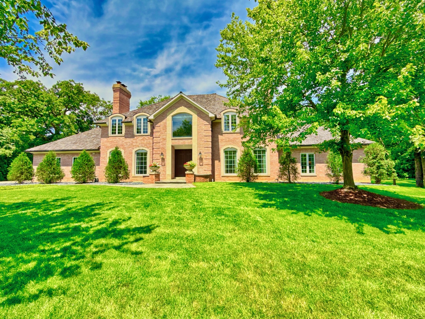 Lake Forest, Illinois, 60045, United States, 4 Bedrooms Bedrooms, ,5 BathroomsBathrooms,Residential,For Sale,2038354