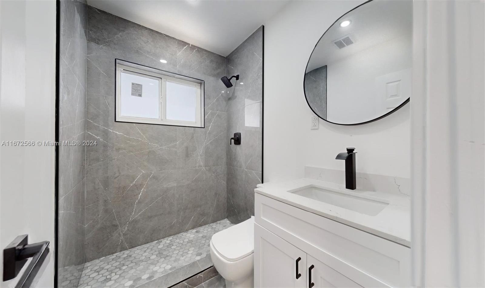 North Miami Beach, Florida, 33162, United States, 3 Bedrooms Bedrooms, ,2 BathroomsBathrooms,Residential,For Sale,1944950