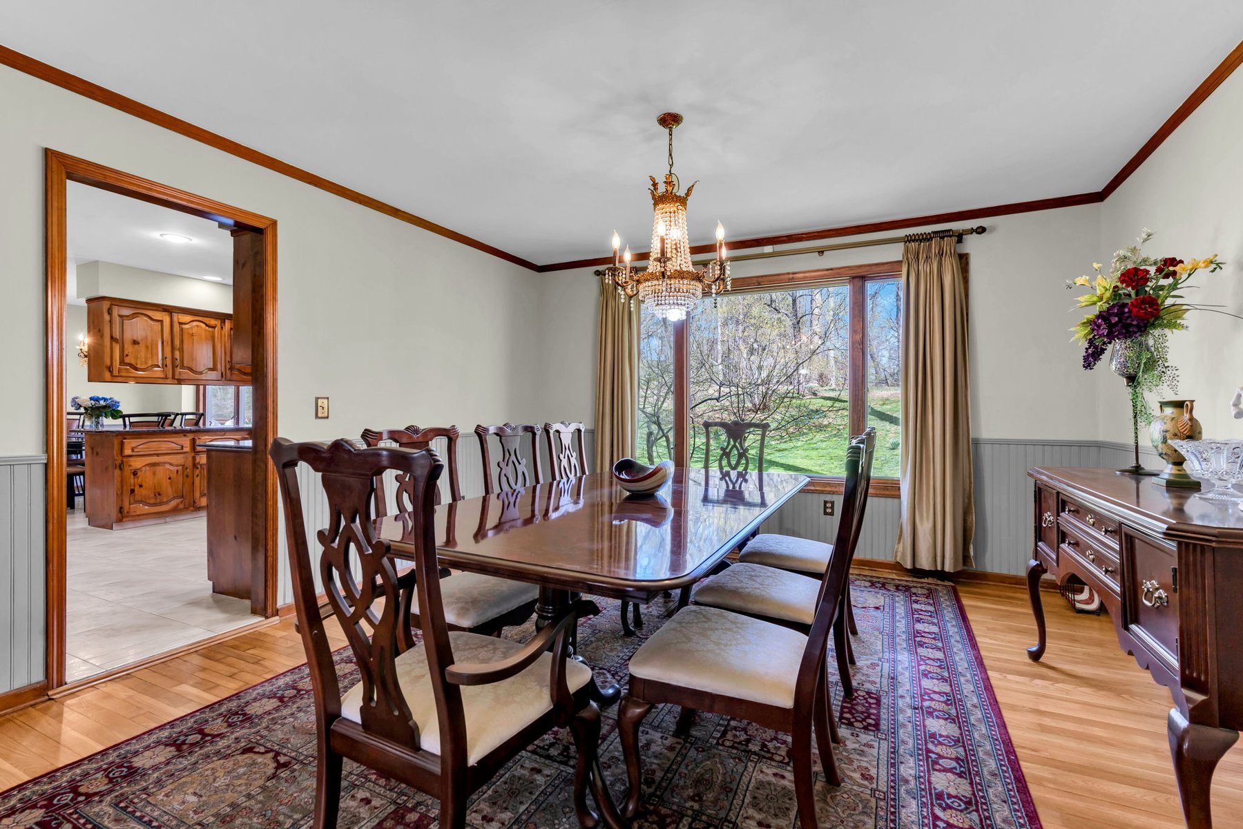  Spacious Middletown Colonial with Updates - 物件實景