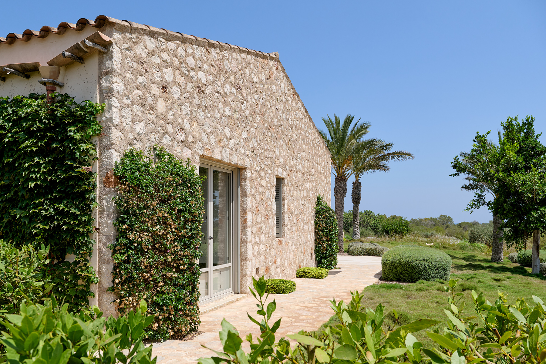  Mallorcan estate with pool and sea views in Portocolom, Mallorca - 物件實景