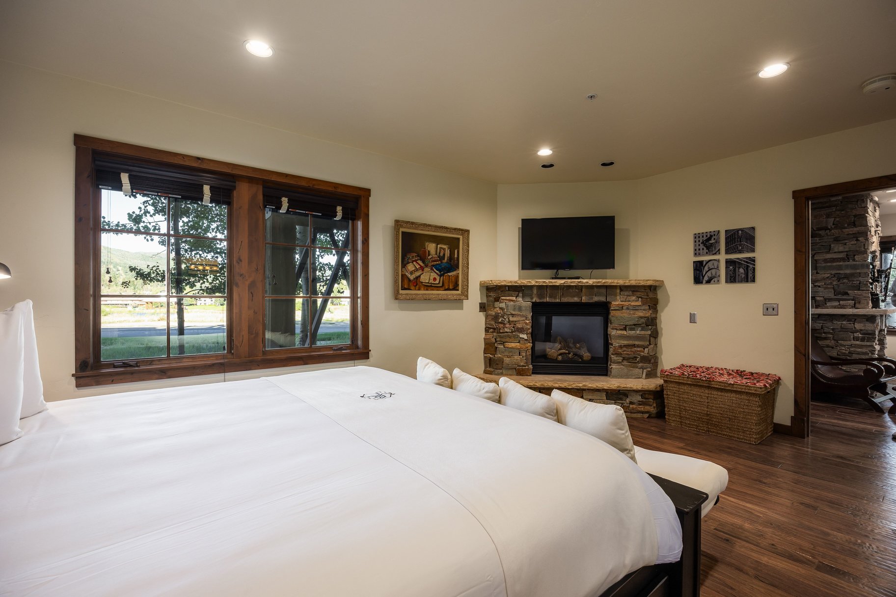  High-touch, 3Bd/4Ba Condotel In Deer Valley Resort