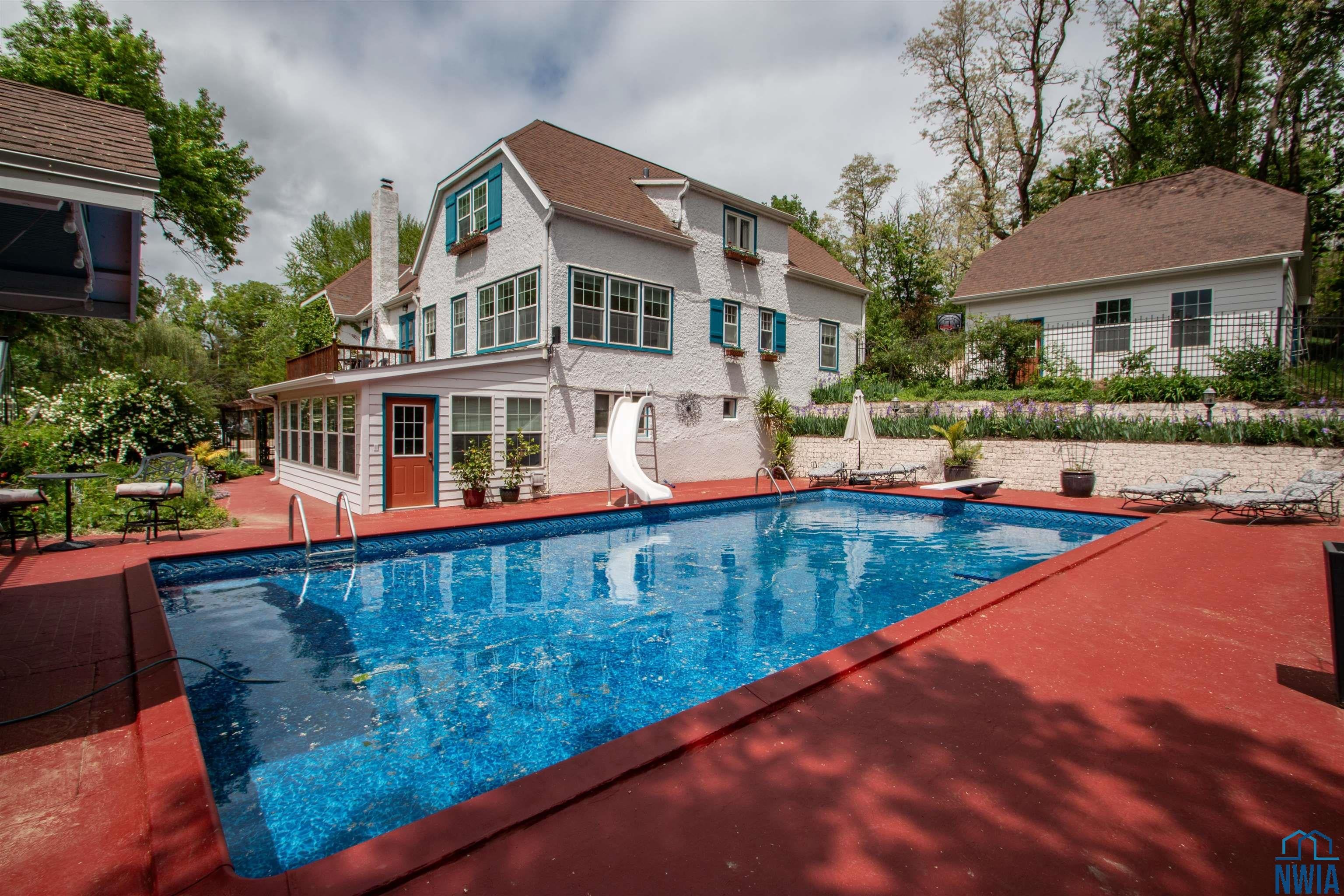 Sioux City, Iowa, 51103, United States, 5 Bedrooms Bedrooms, ,3 BathroomsBathrooms,Residential,For Sale,1976502