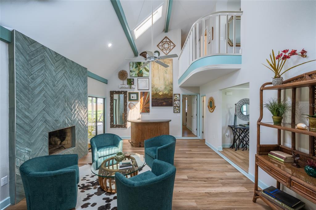 Sarasota, Florida, 34243, United States, 3 Bedrooms Bedrooms, ,4 BathroomsBathrooms,Residential,For Sale,1941793