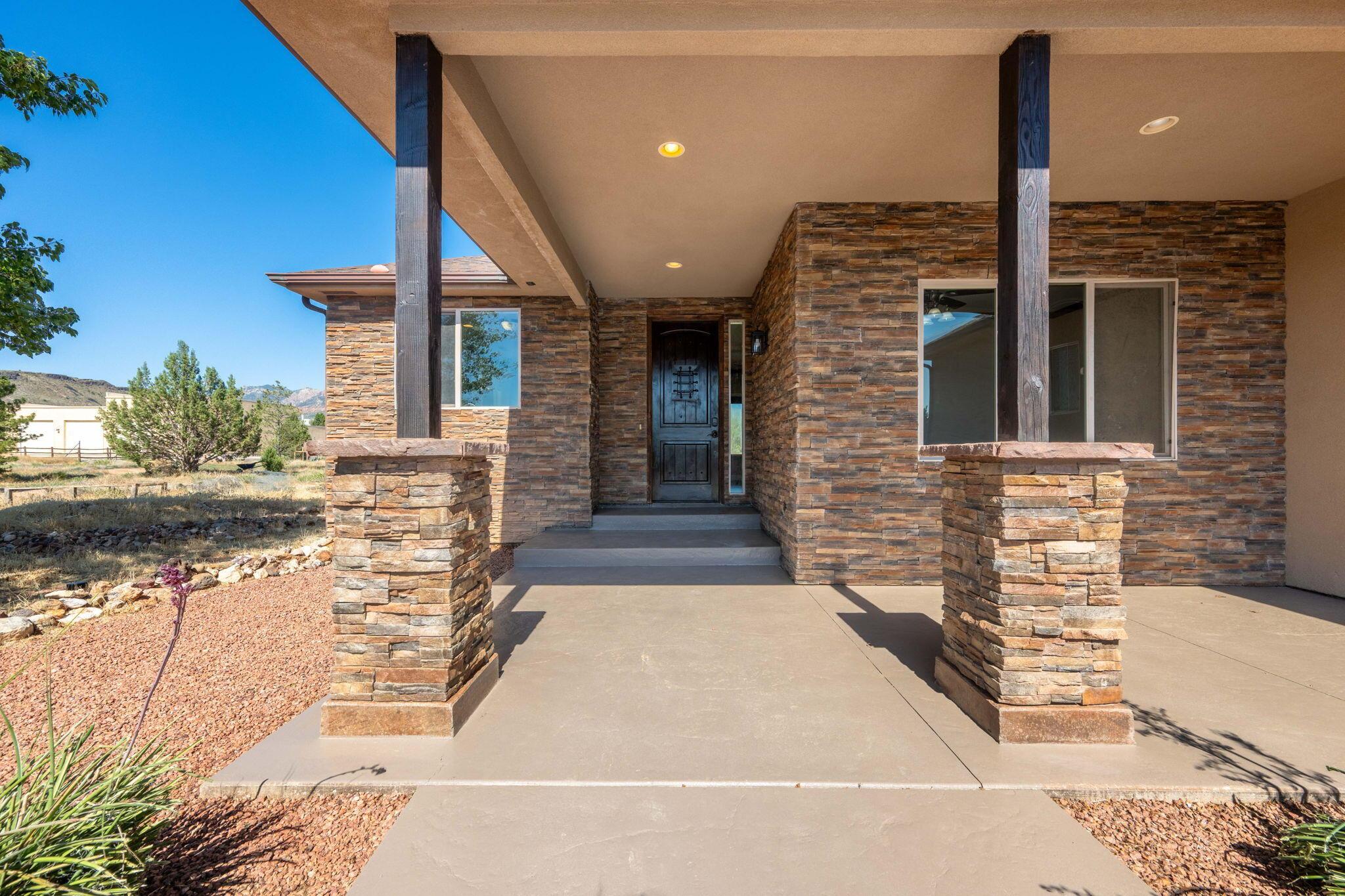 Dammeron Valley, Utah, 84783, United States, 5 Bedrooms Bedrooms, ,3 BathroomsBathrooms,Residential,For Sale,1920558