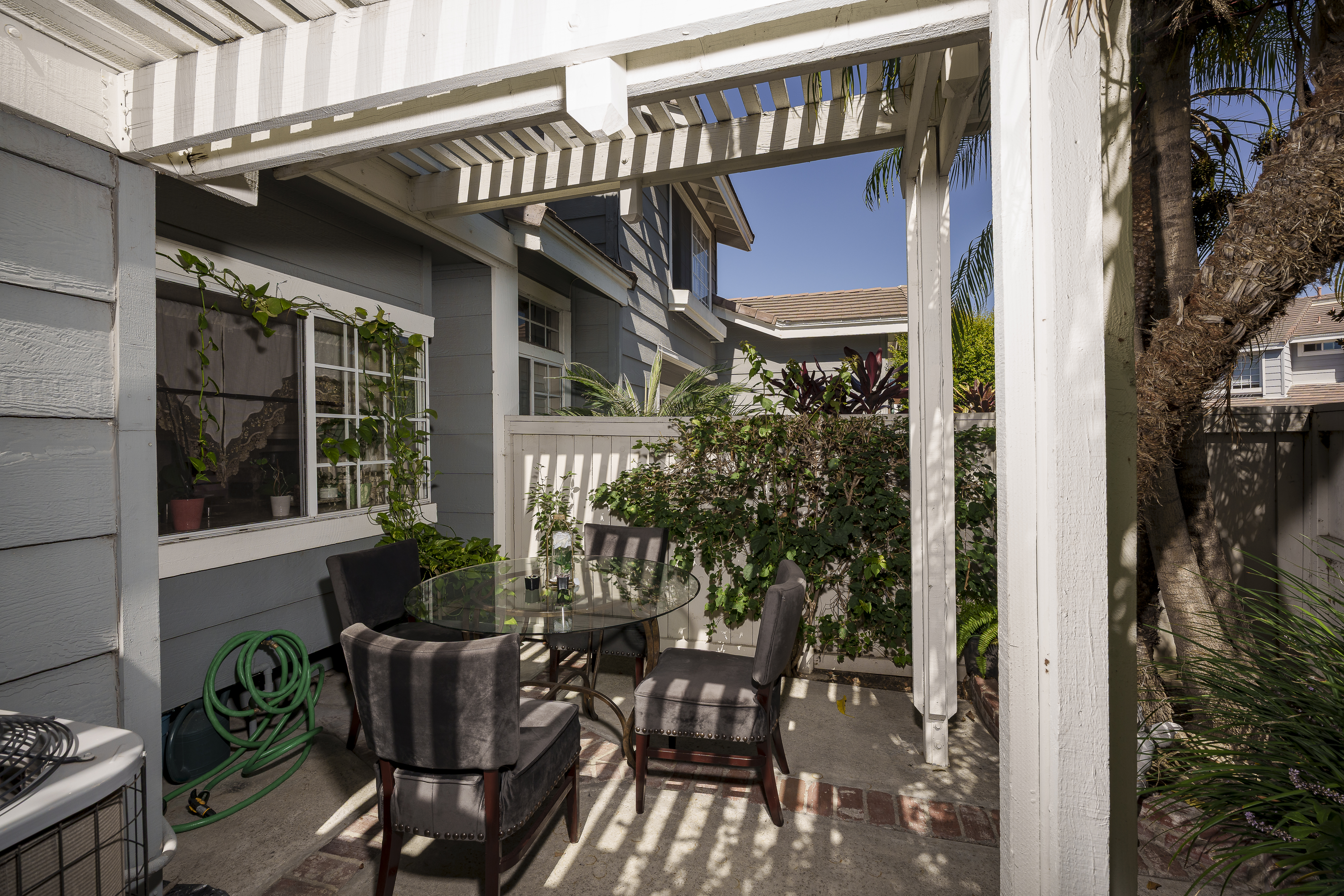 13576 Eucalyptus Street, Tustin, CA 92782 - 物件實景
