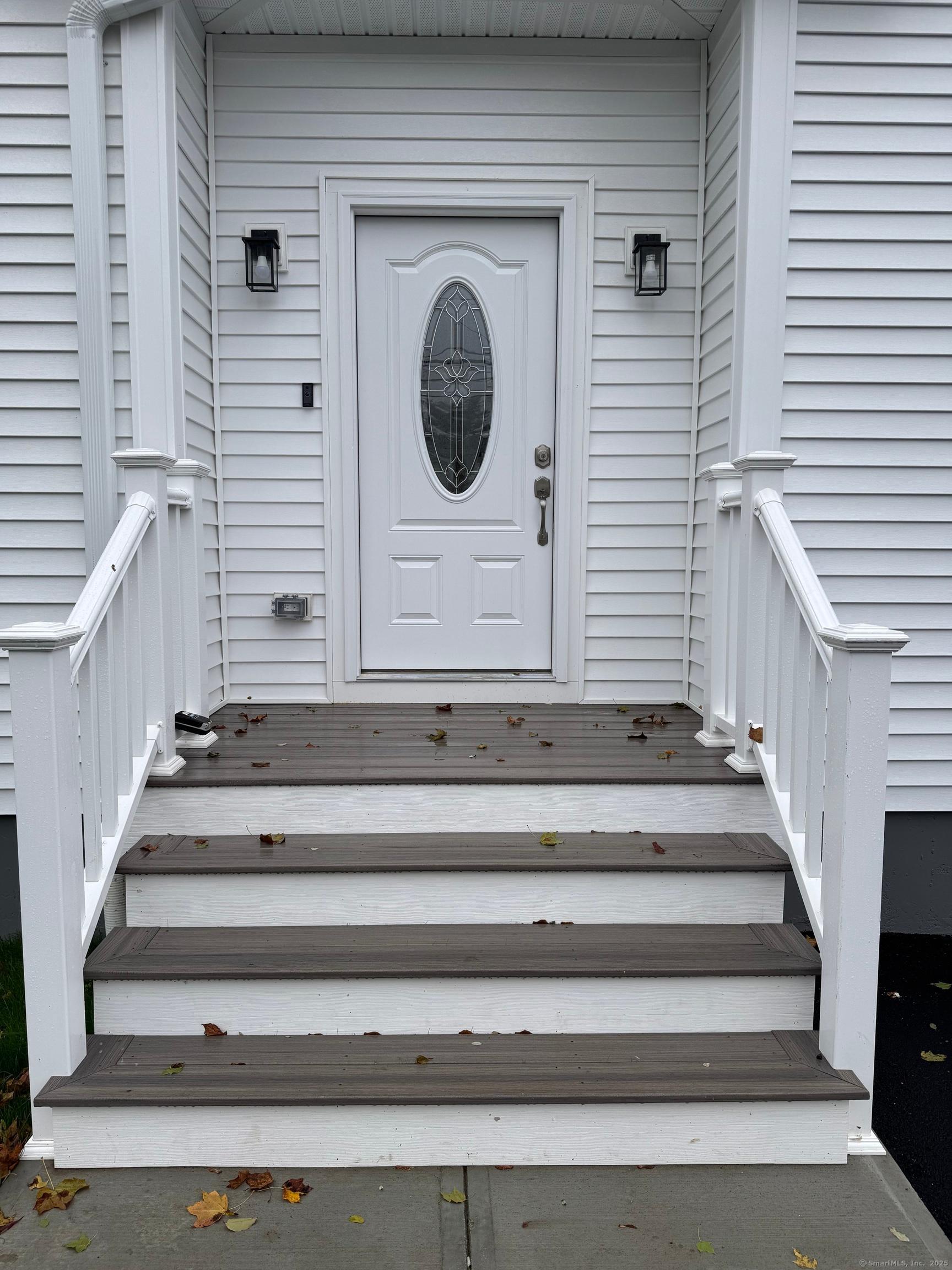 Bridgeport, Connecticut, 06606, United States, 4 Bedrooms Bedrooms, ,3 BathroomsBathrooms,Residential,For Sale,1978261