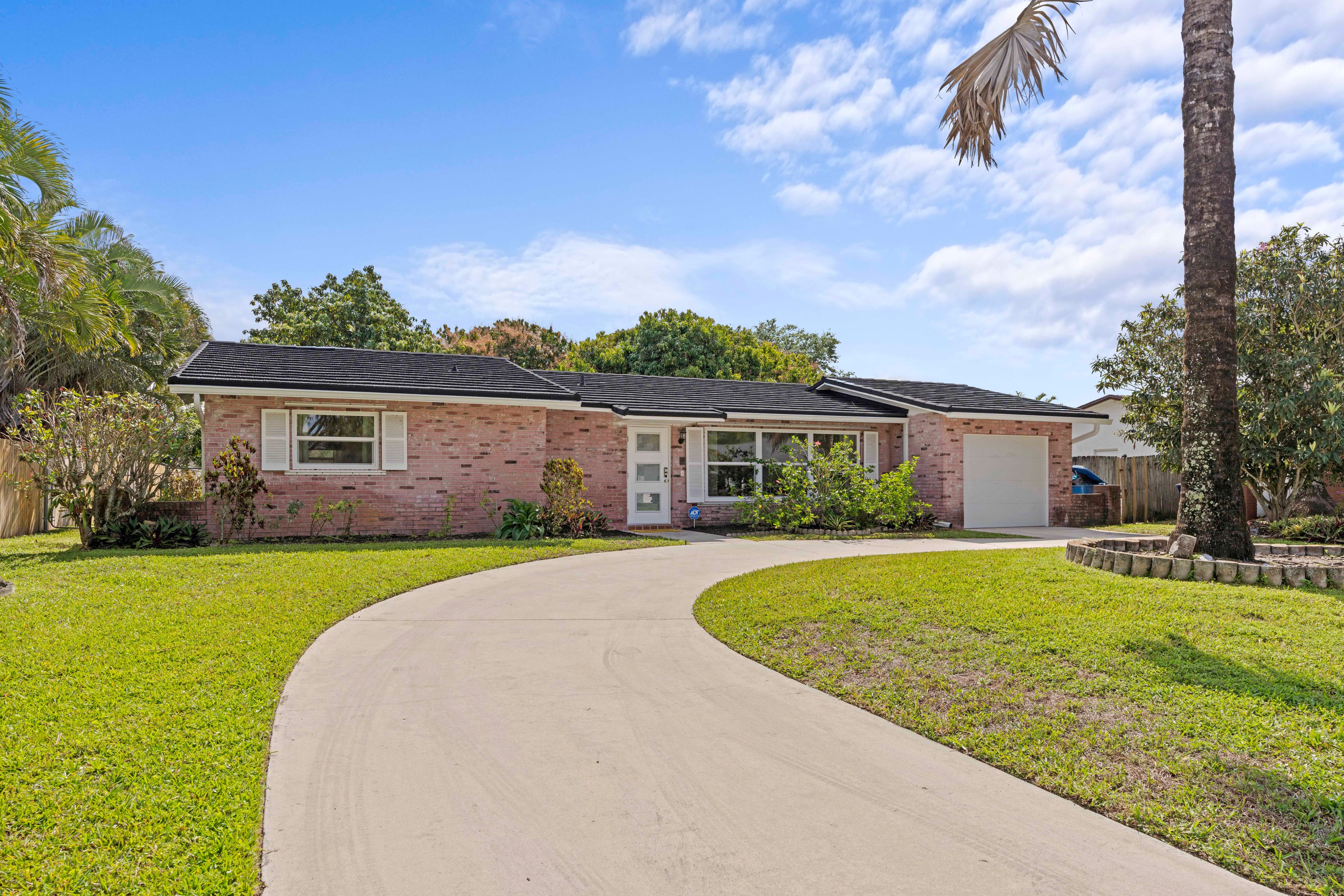  324 Sandpiper Avenue, Royal Palm Beach, FL, 33411 - 物件實景