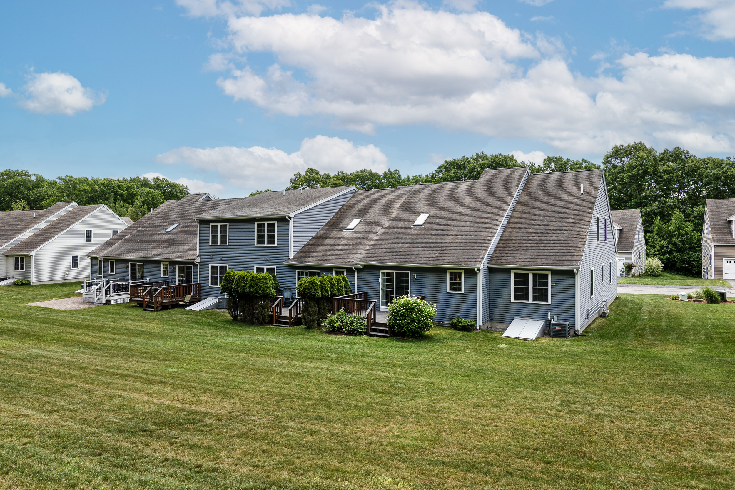  16 Ashton Lane, Millbury, MA 01527 - 物件實景