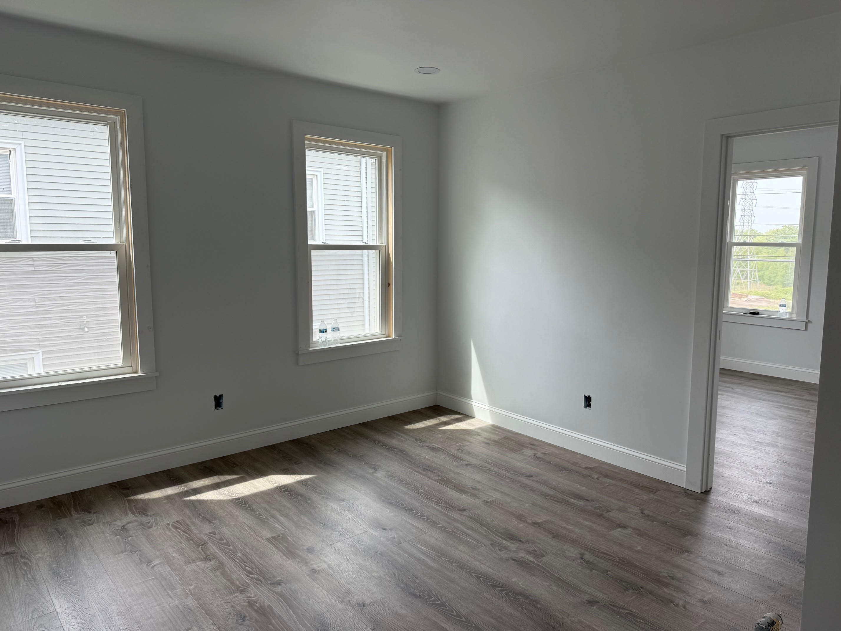 Bridgeport, Connecticut, 06610, United States, 6 Bedrooms Bedrooms, ,3 BathroomsBathrooms,Residential,For Sale,1929111
