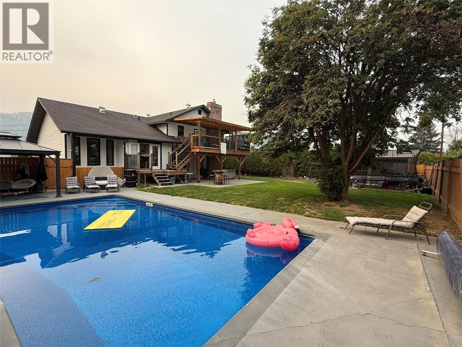 KAMLOOPS, British Columbia, V2H 1N1, CA, 4 Bedrooms Bedrooms, ,4 BathroomsBathrooms,Residential,For Sale,1947764