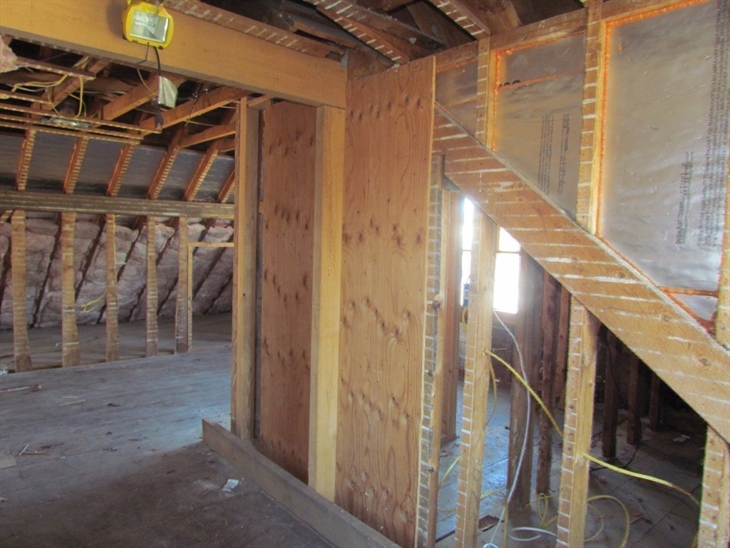 Lunenburg, Massachusetts, 01462, United States, 3 Bedrooms Bedrooms, ,3 BathroomsBathrooms,Residential,For Sale,1967616