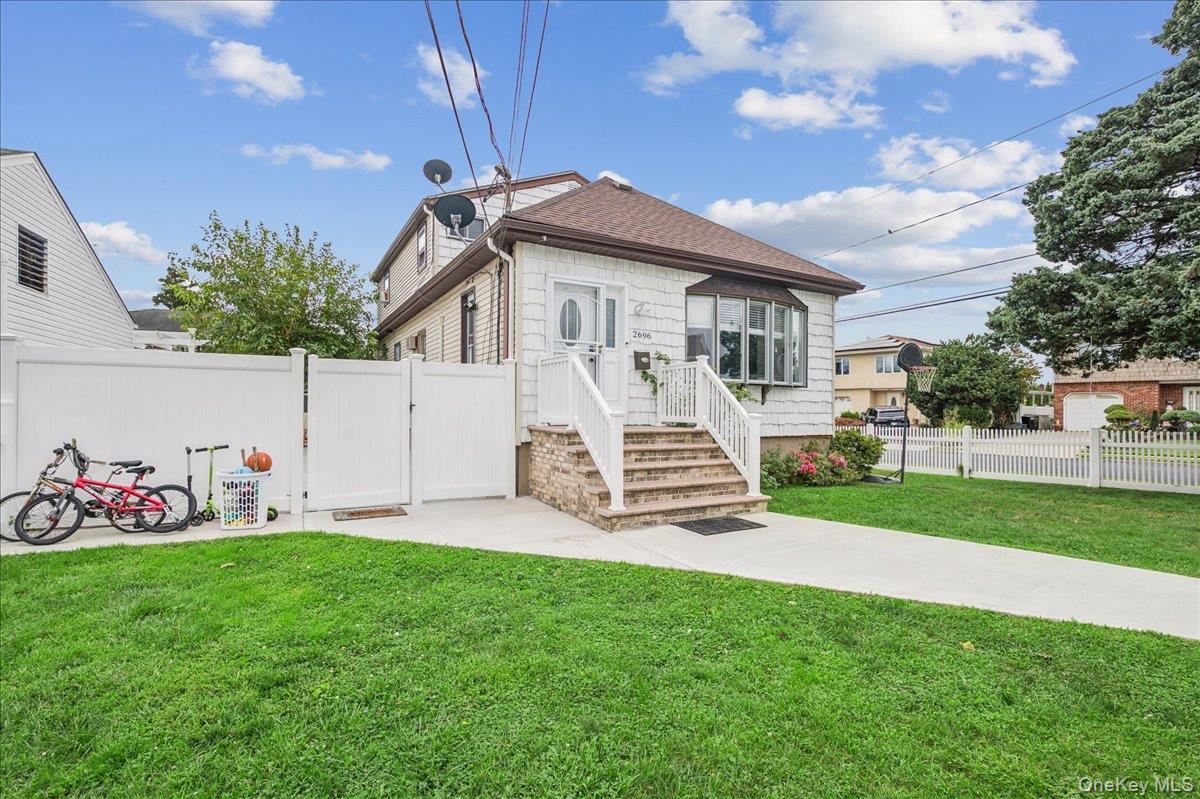 Alder Rd, Bellmore, NY 11710