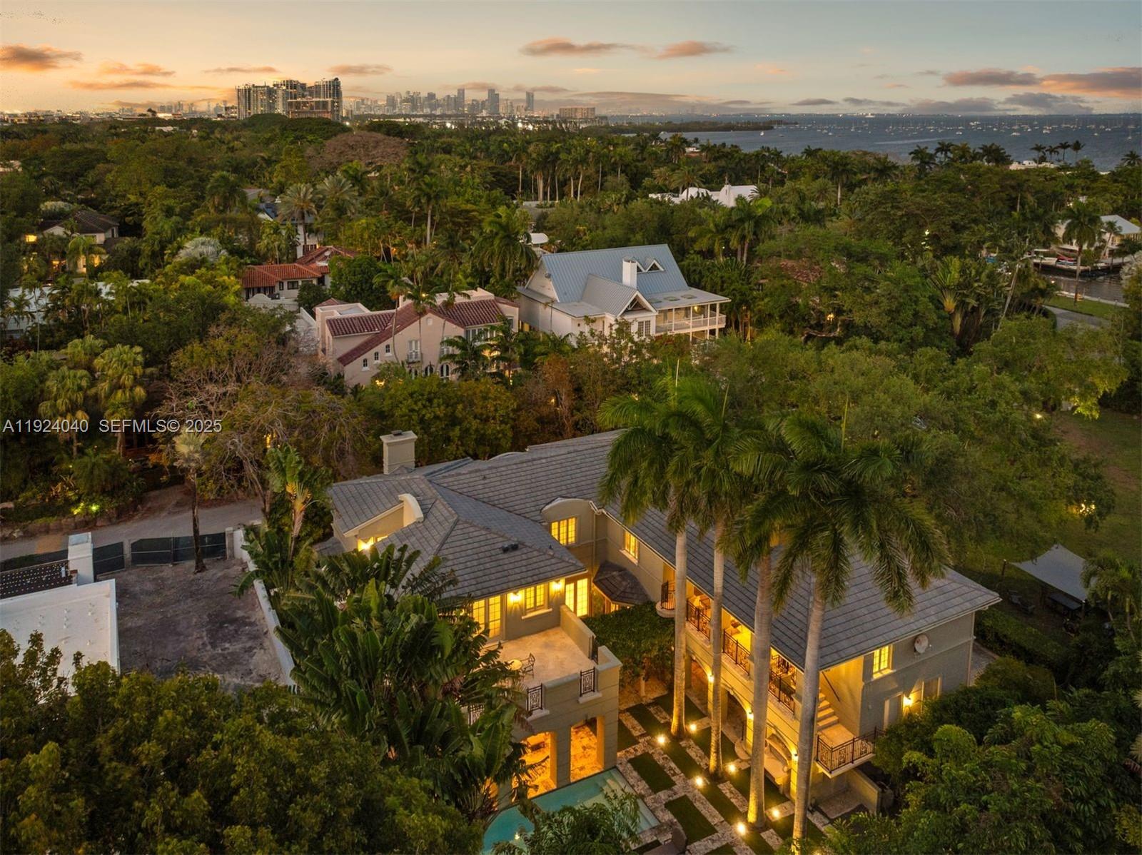 Miami, Florida, 33133, United States, 5 Bedrooms Bedrooms, ,7 BathroomsBathrooms,Residential,For Sale,2002082