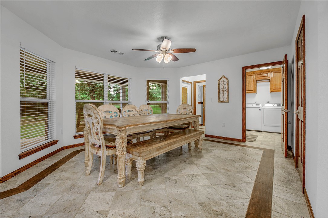 College Station, Texas, 77845, United States, 5 Bedrooms Bedrooms, ,4 BathroomsBathrooms,Residential,For Sale,1983993