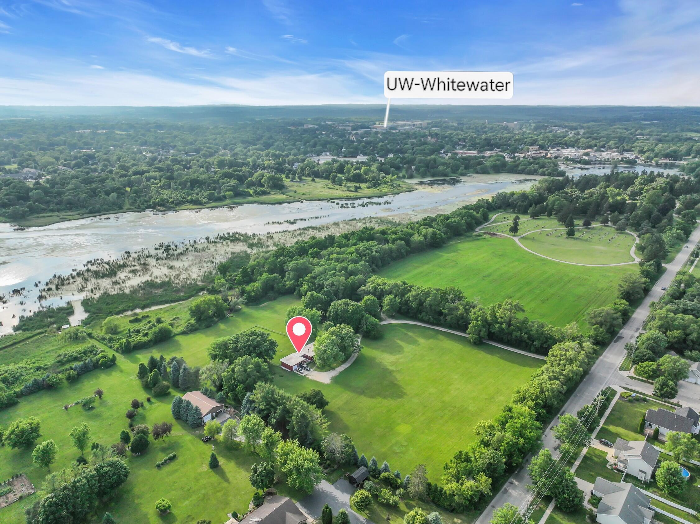 Whitewater, Wisconsin, 53190, United States, 5 Bedrooms Bedrooms, ,2 BathroomsBathrooms,Residential,For Sale,1877600