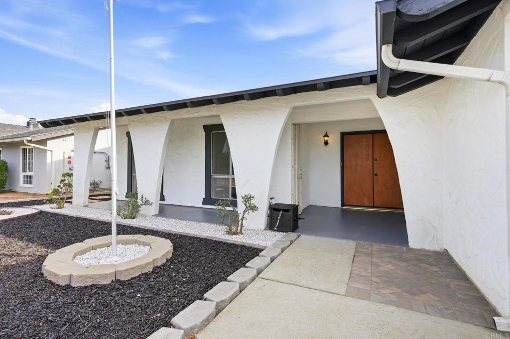 Escondido, California, 92027, United States, 4 Bedrooms Bedrooms, ,2 BathroomsBathrooms,Residential,For Sale,1997139