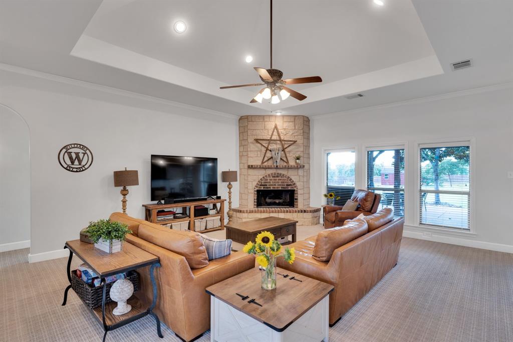 Midlothian, Texas, 76065, United States, 4 Bedrooms Bedrooms, ,4 BathroomsBathrooms,Residential,For Sale,1975305