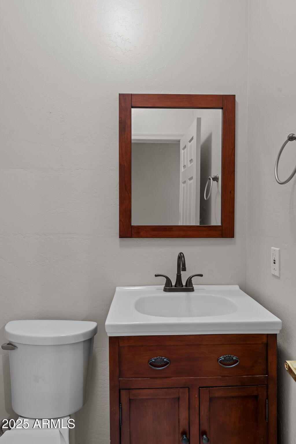 Morristown, Arizona, 85342, United States, 5 Bedrooms Bedrooms, ,4 BathroomsBathrooms,Residential,For Sale,1887145