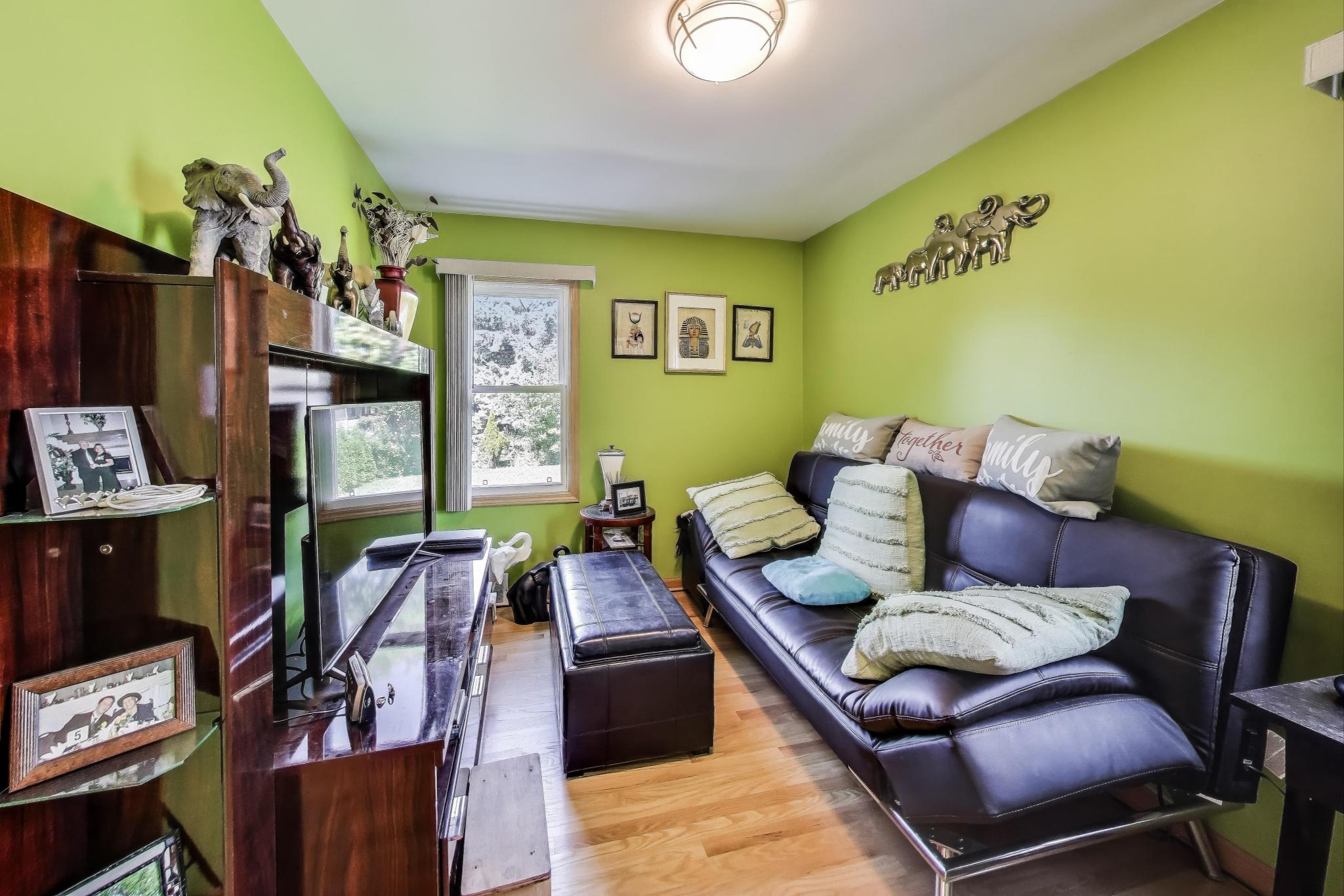 Harwood Heights, Illinois, 60706, United States, 2 Bedrooms Bedrooms, ,Residential,For Sale,1928738