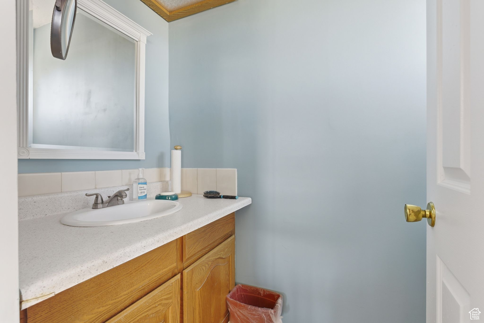 Tooele, Utah, 84074, United States, 4 Bedrooms Bedrooms, ,4 BathroomsBathrooms,Residential,For Sale,1989658