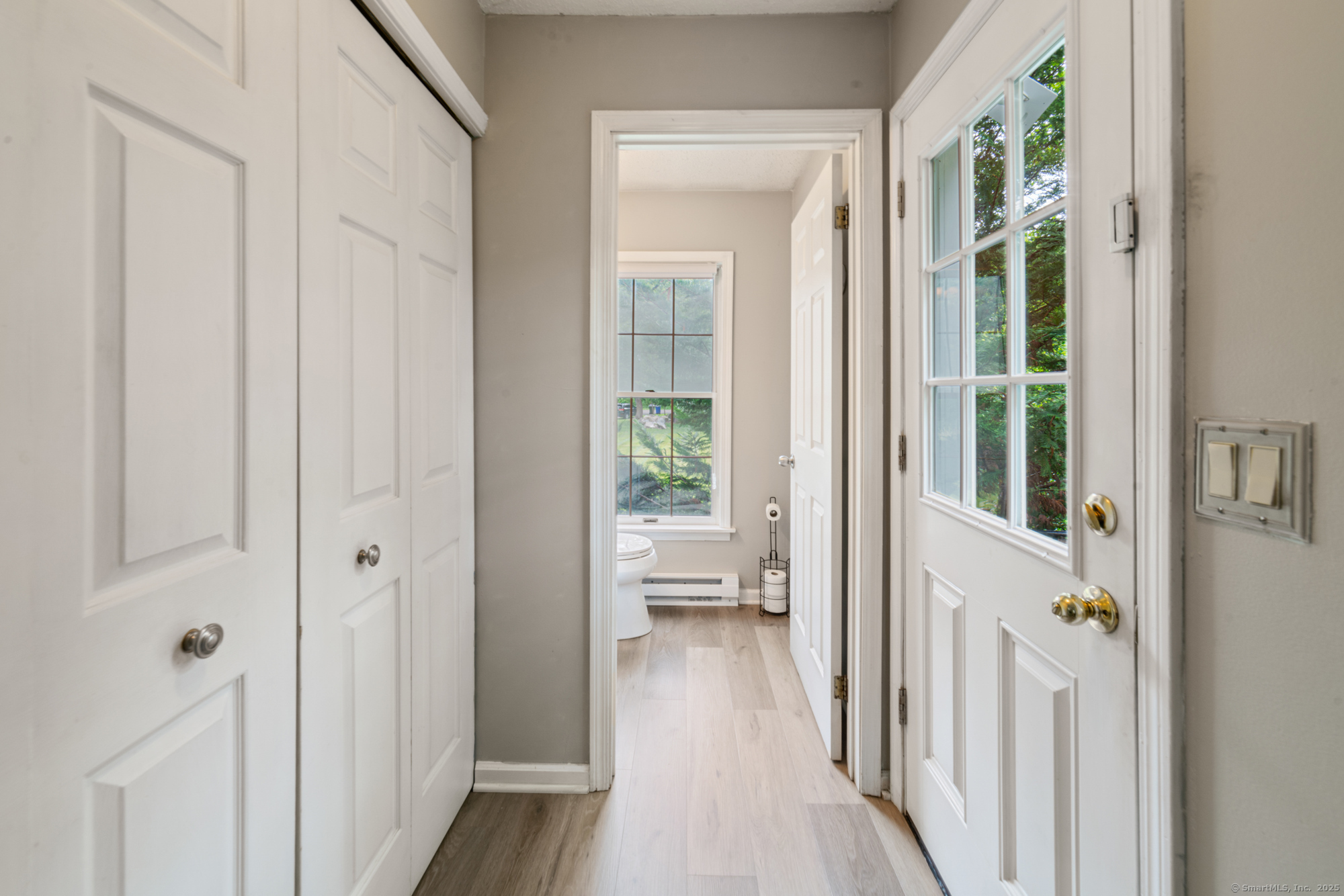 Woodbury, Connecticut, 06798, United States, 4 Bedrooms Bedrooms, ,3 BathroomsBathrooms,Residential,For Sale,1998310