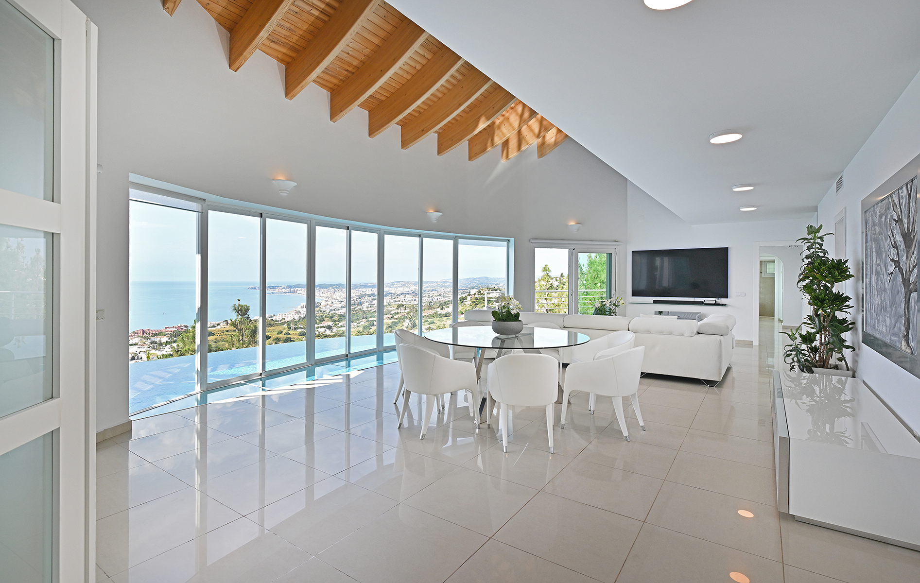  Architect-designed villa, single level with views to Ceuta and Africa - 物件實景