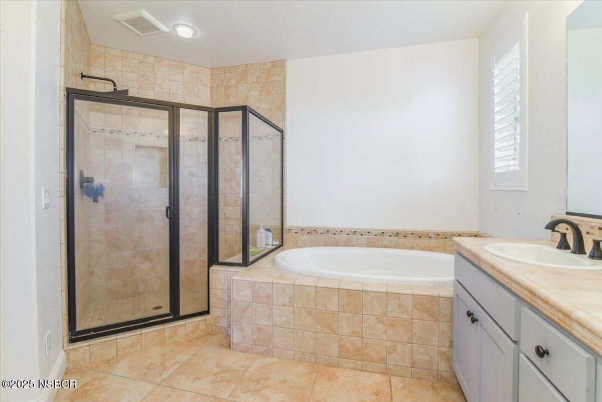 Lompoc, California, 93436, United States, 5 Bedrooms Bedrooms, ,4 BathroomsBathrooms,Residential,For Sale,1903001