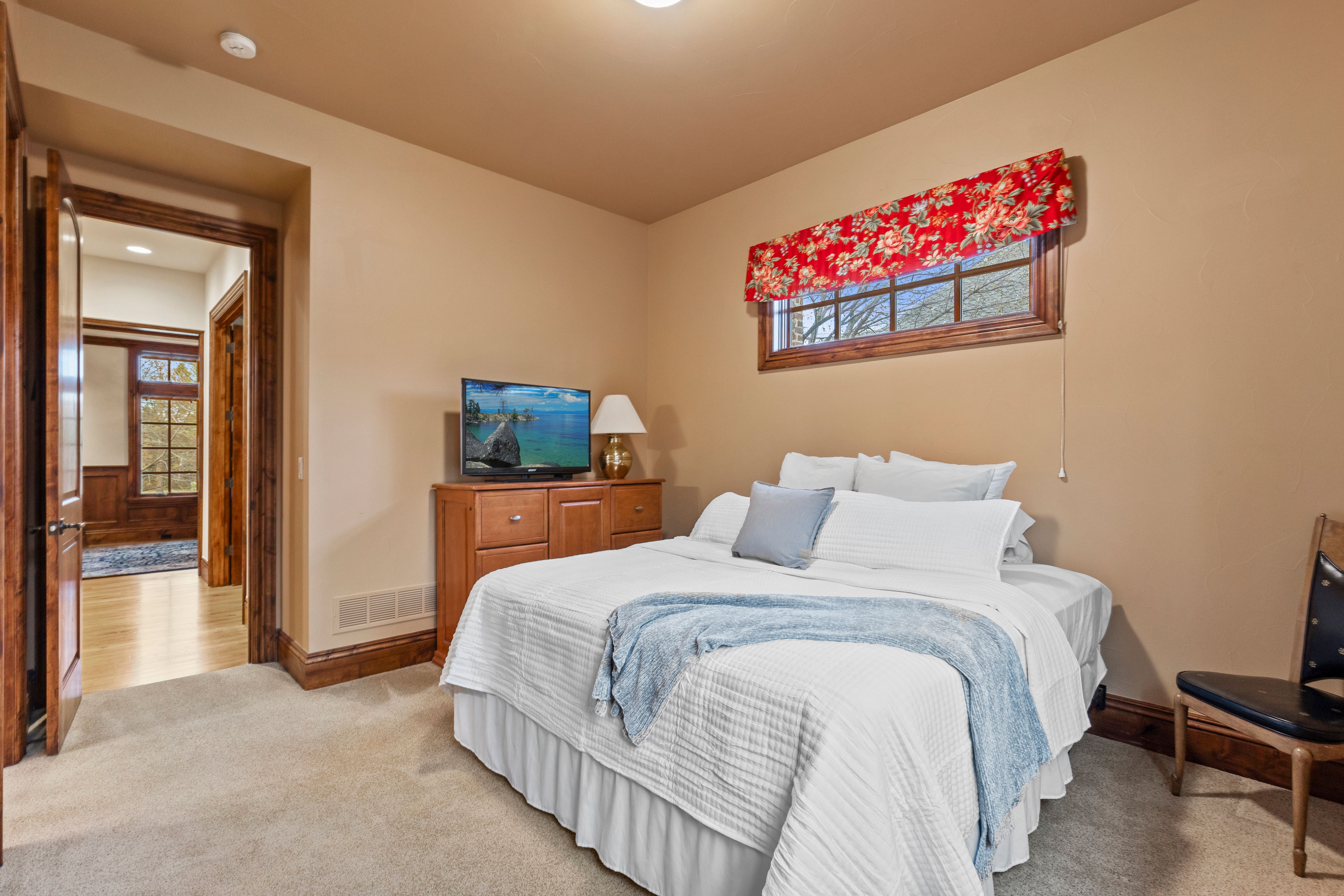  LUXURY LIVING IN LOWRY TIMELESS ENGLISH TUDOR EXPANSIVE LOT ON 6TH AVENUE PKWY - 物件實景