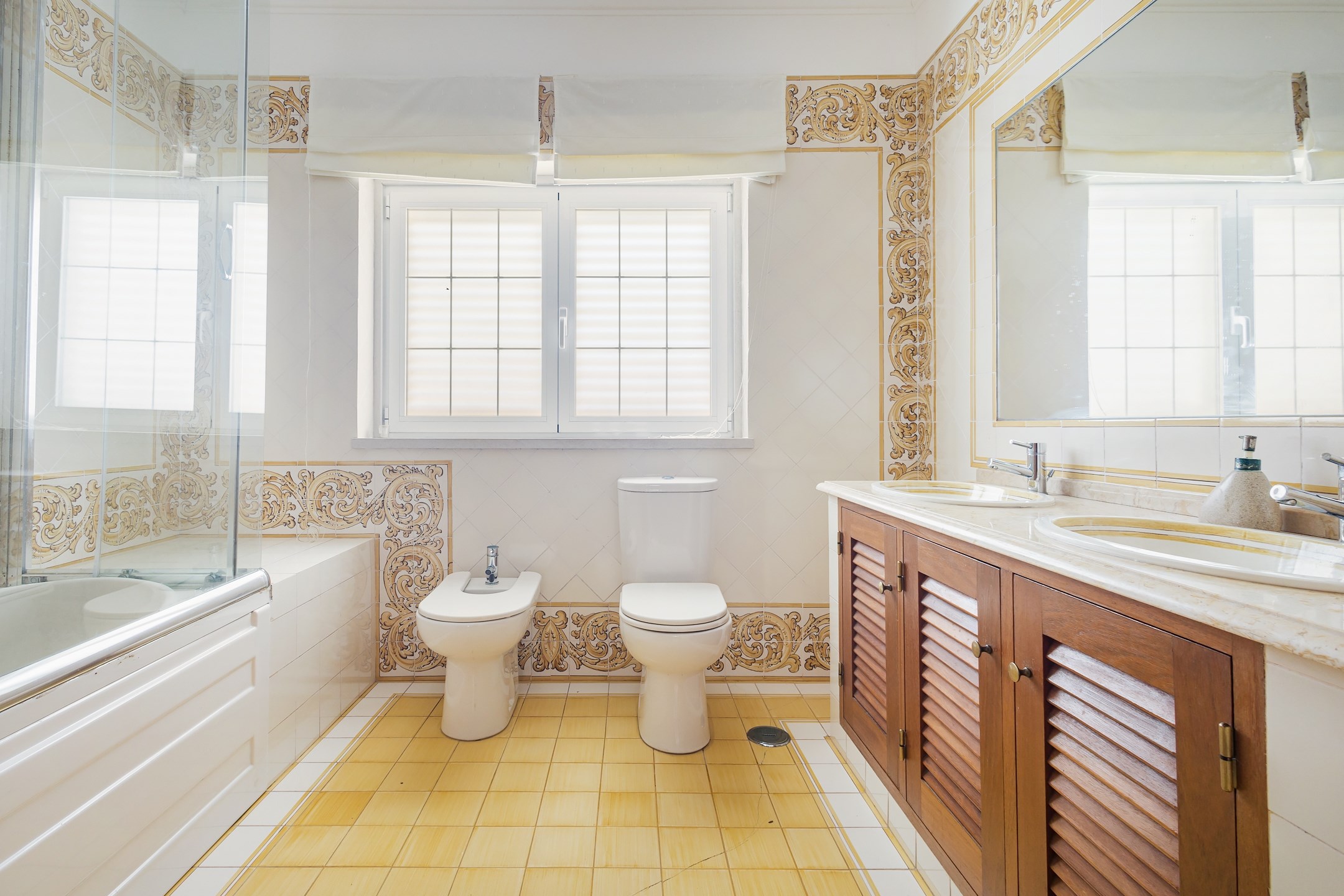 Sintra, Lisbon, 2705-605, PT, 4 Bedrooms Bedrooms, ,3 BathroomsBathrooms,Residential,For Sale,1793258