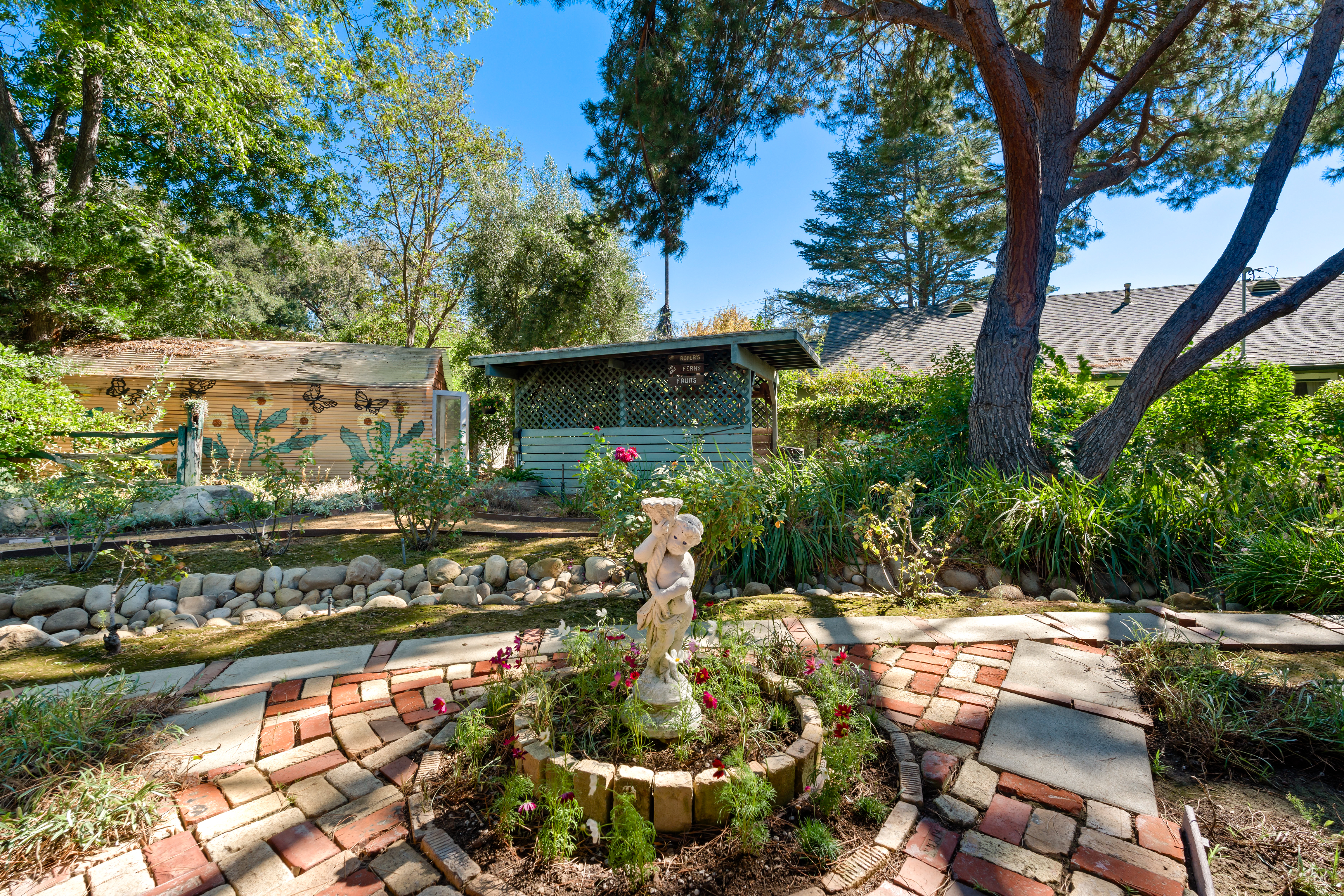 402 South Montgomery Street, Ojai, CA 93023 - 物件實景