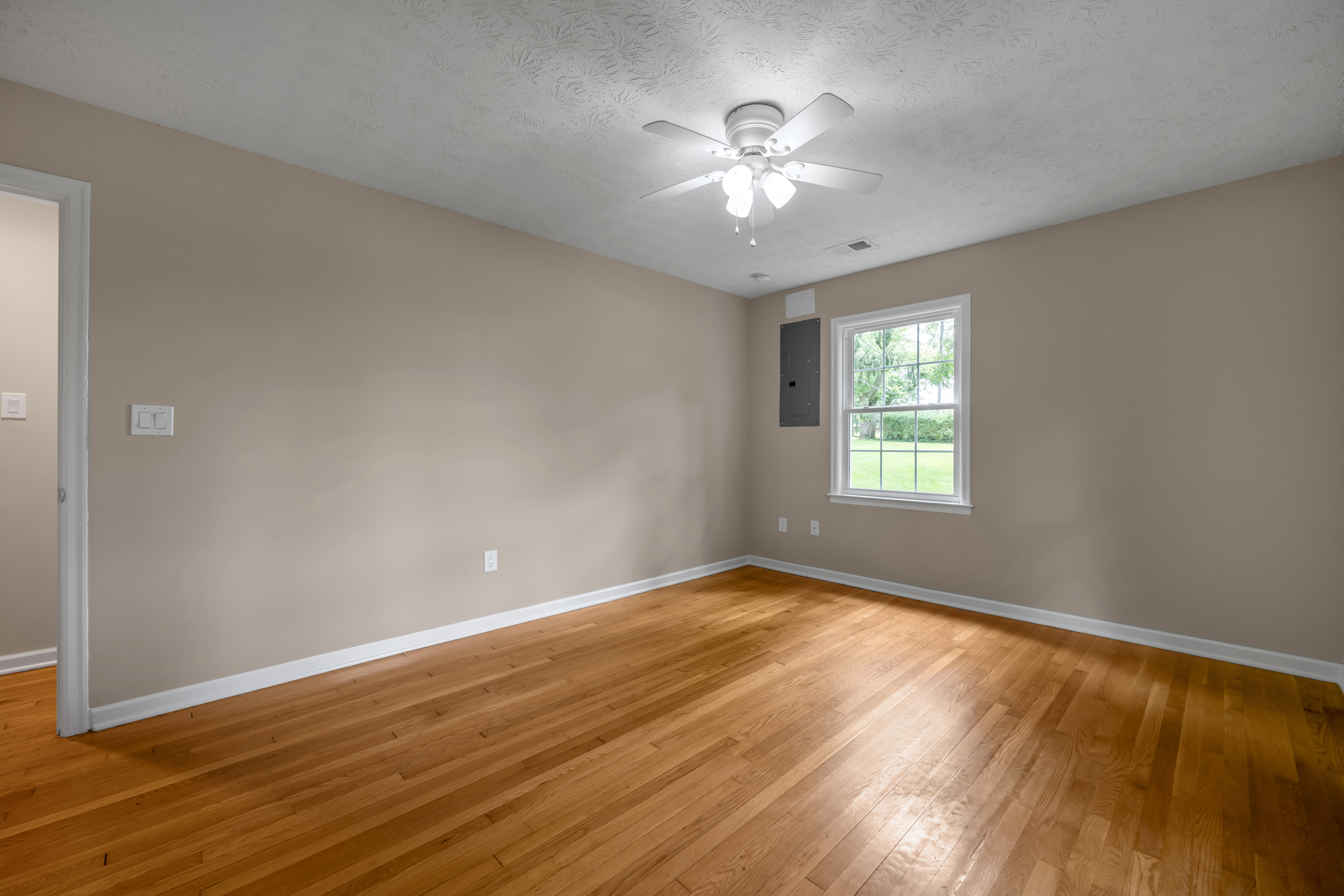  855 Walnut Hill Road - 物件實景