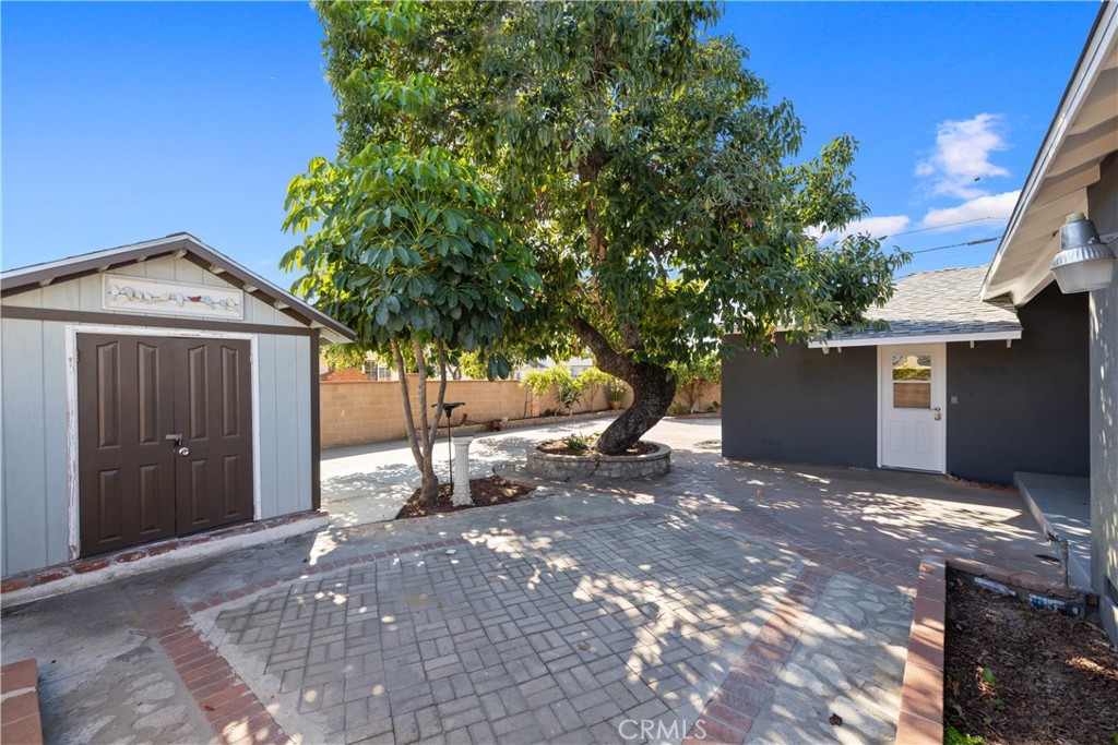 Temple City, California, 91780, United States, 2 Bedrooms Bedrooms, ,1 BathroomBathrooms,Residential,For Sale,1986228