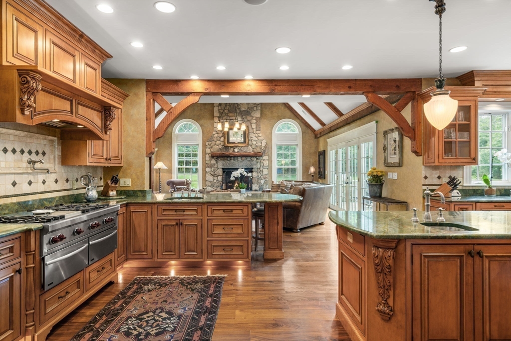 Milton, Massachusetts, 02186, United States, 6 Bedrooms Bedrooms, ,6 BathroomsBathrooms,Residential,For Sale,1940857