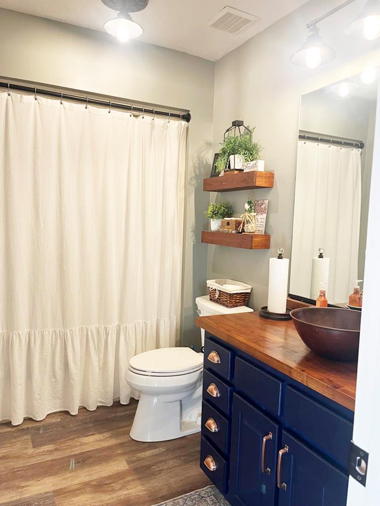 Hiawassee, Georgia, 30546, United States, 3 Bedrooms Bedrooms, ,2 BathroomsBathrooms,Residential,For Sale,1761717