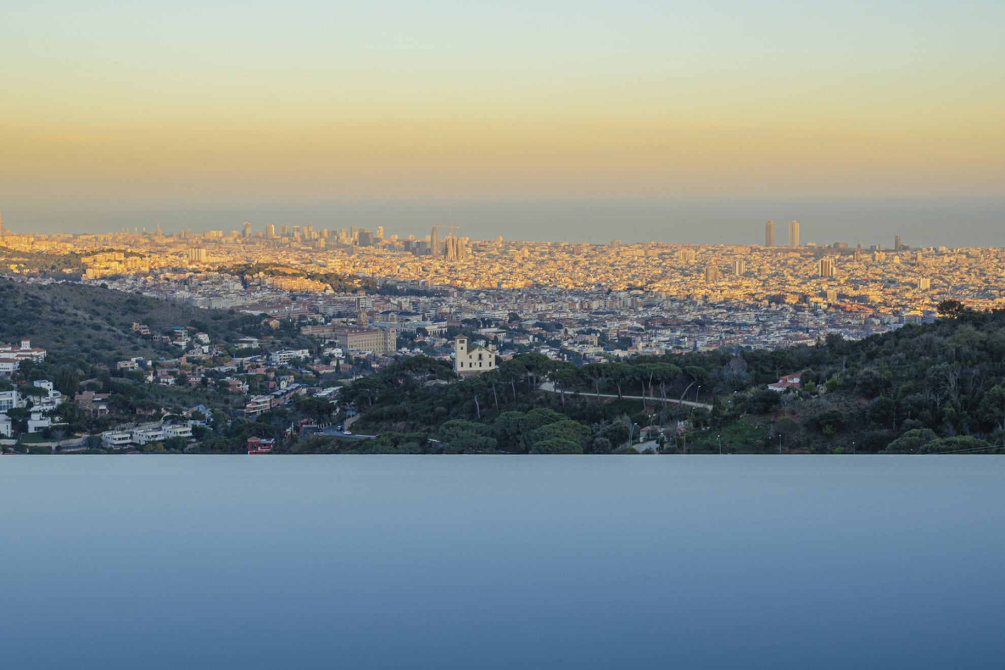  Hollywood? mansion with Barcelona at its feet - 物件實景