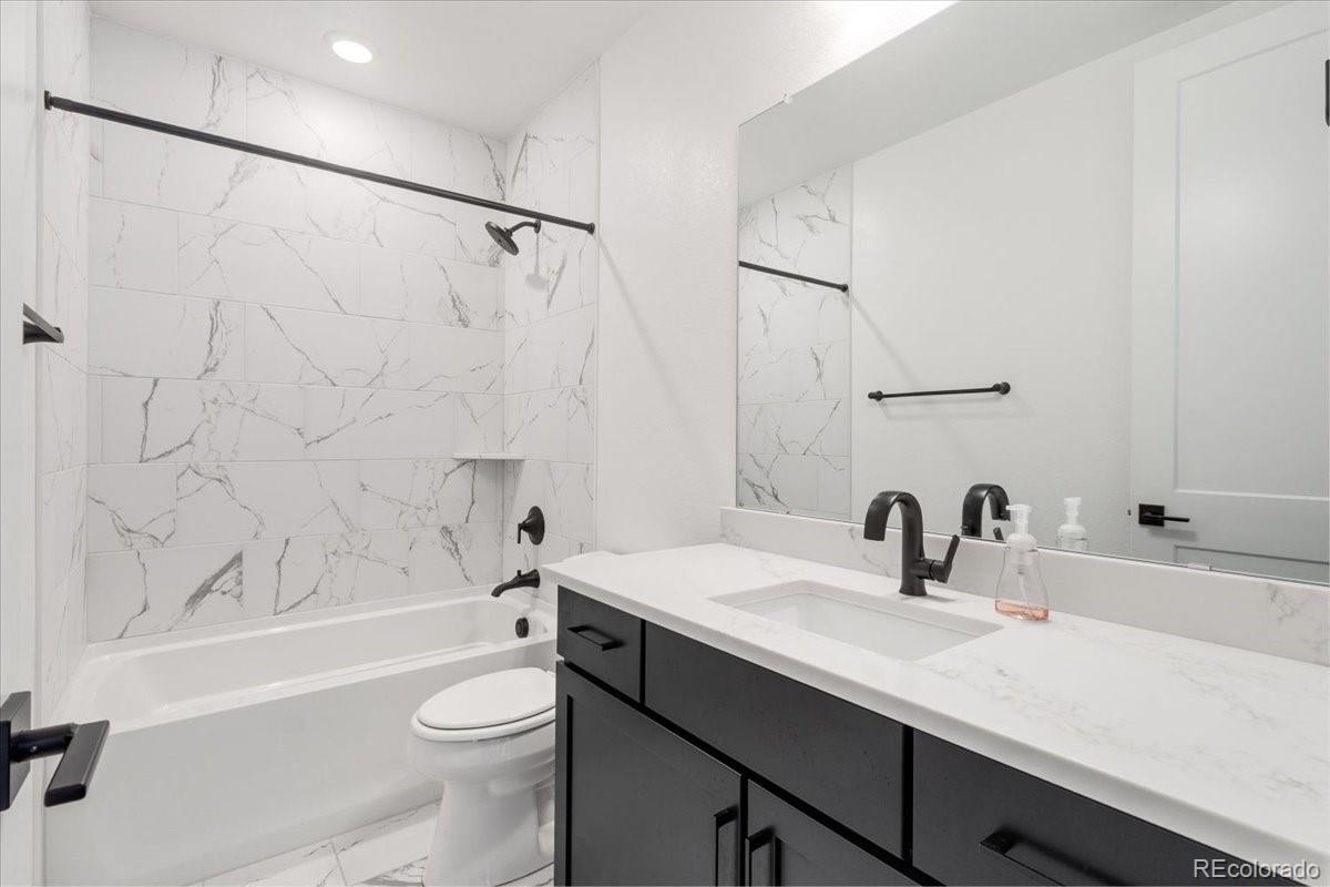 Littleton, Colorado, 80125, United States, 4 Bedrooms Bedrooms, ,4 BathroomsBathrooms,Residential,For Sale,1857685