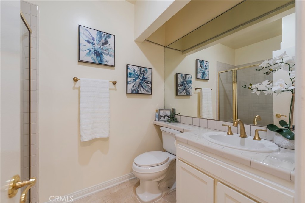 Los Angeles, California, 90024, United States, 2 Bedrooms Bedrooms, ,2 BathroomsBathrooms,Residential,For Sale,1828598