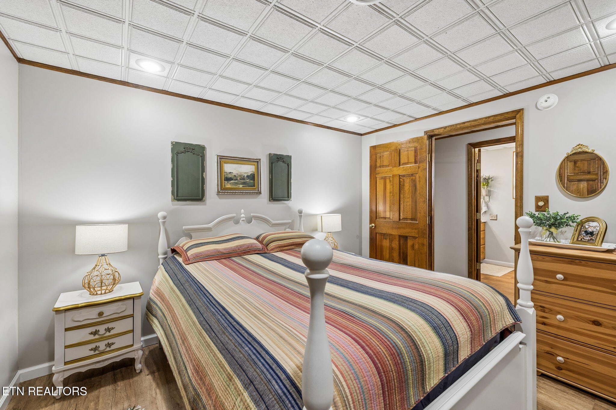 Kingston, Tennessee, 37763, United States, 3 Bedrooms Bedrooms, ,3 BathroomsBathrooms,Residential,For Sale,2013795