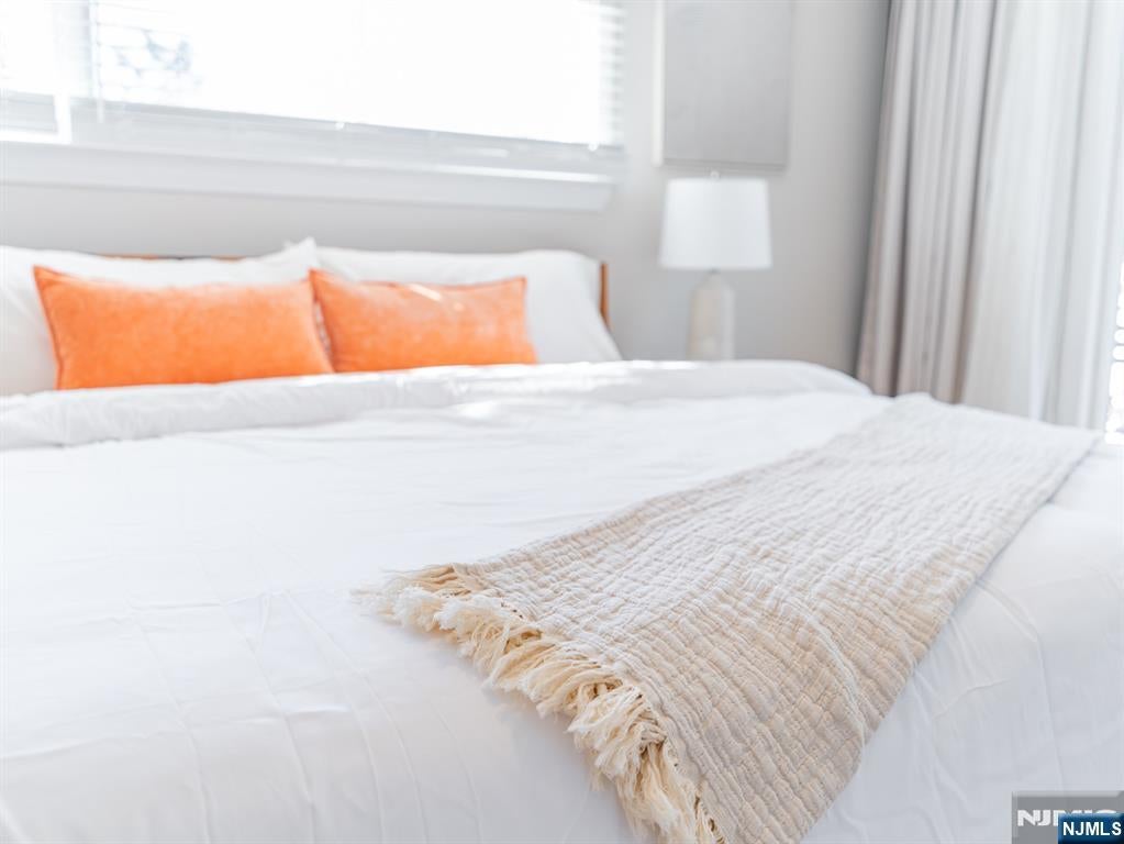 Ringwood, New Jersey, 07456, United States, 3 Bedrooms Bedrooms, ,3 BathroomsBathrooms,Residential,For Sale,1981754