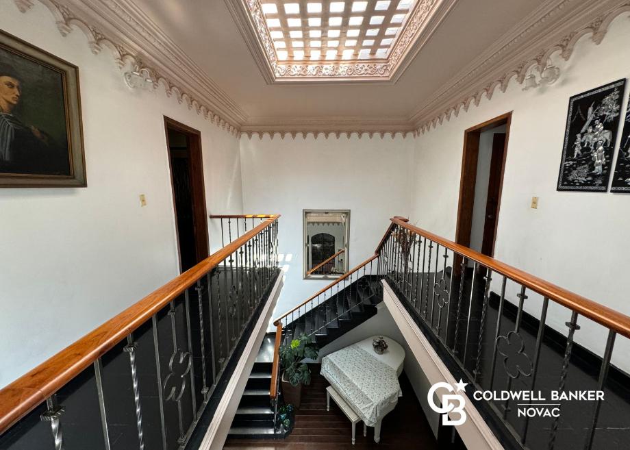 Mazatlan, Cuauhtémoc, Ciudad de México, 06140, Mexico, 4 Bedrooms Bedrooms, ,3 BathroomsBathrooms,Residential,For Sale,Mazatlan,1672225