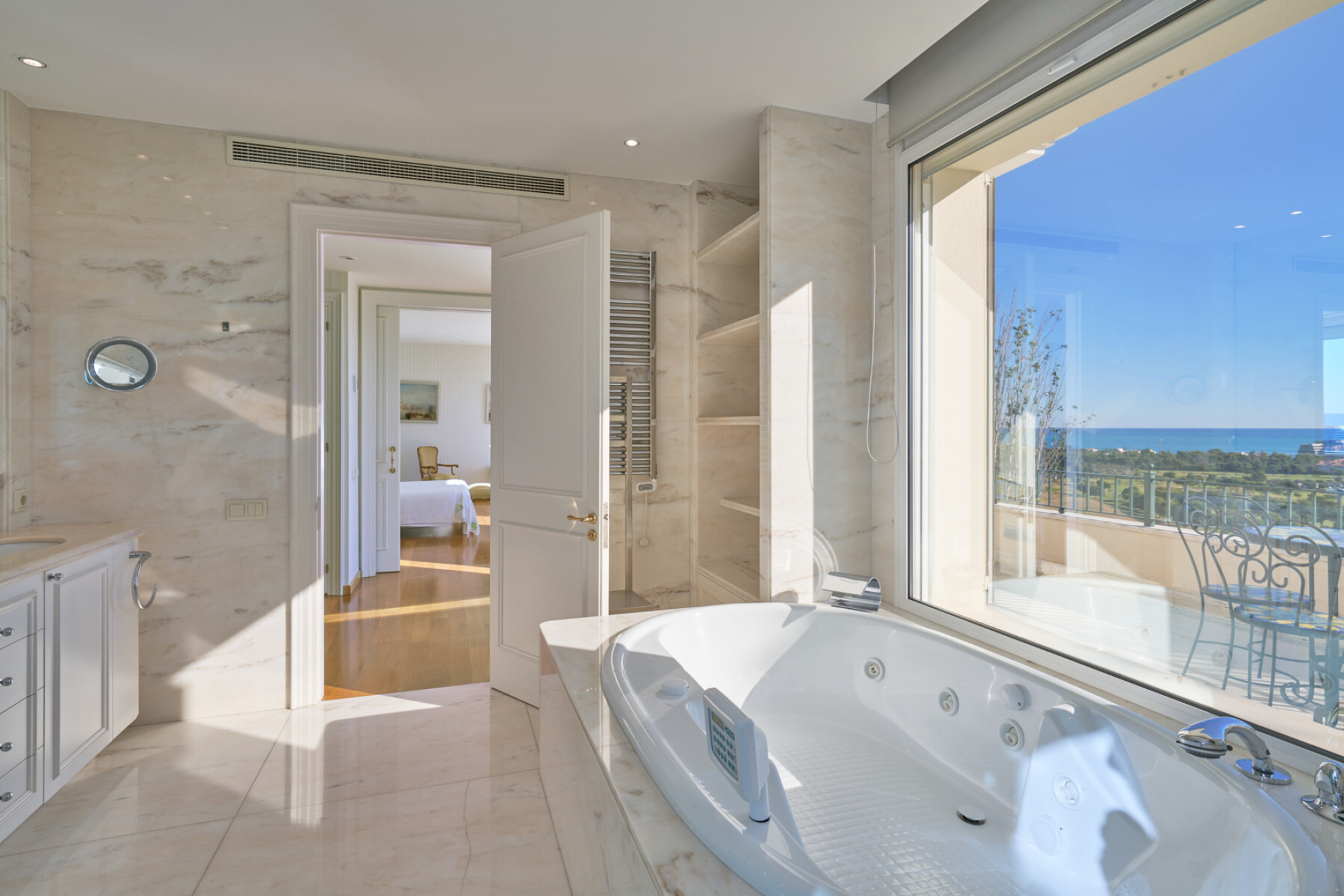  Exceptional Mediterranean Luxury Home - 物件實景